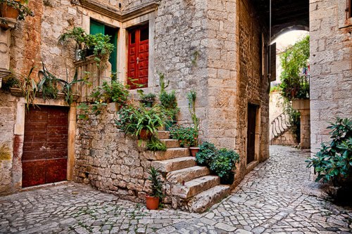 Entryway, Tuscany, Italy